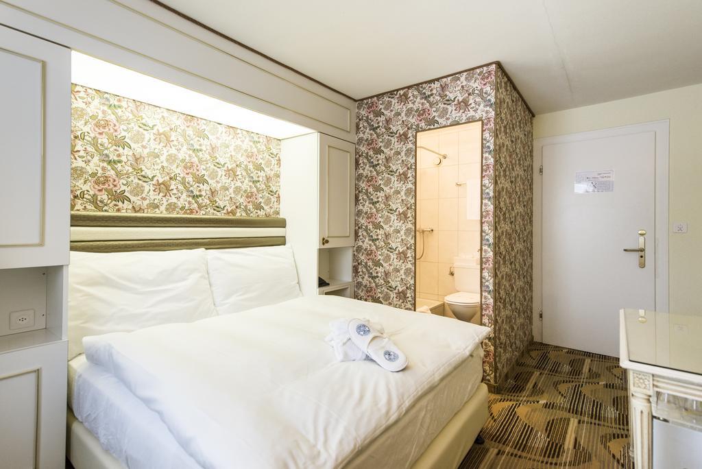 Posthotel Holiday Villa อาโรซา ห้อง รูปภาพ