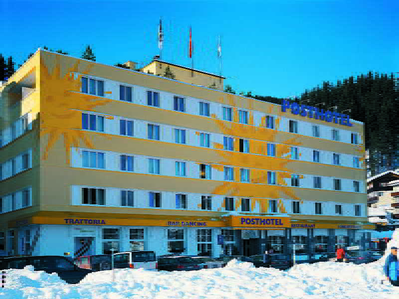 Posthotel Holiday Villa อาโรซา ภายนอก รูปภาพ